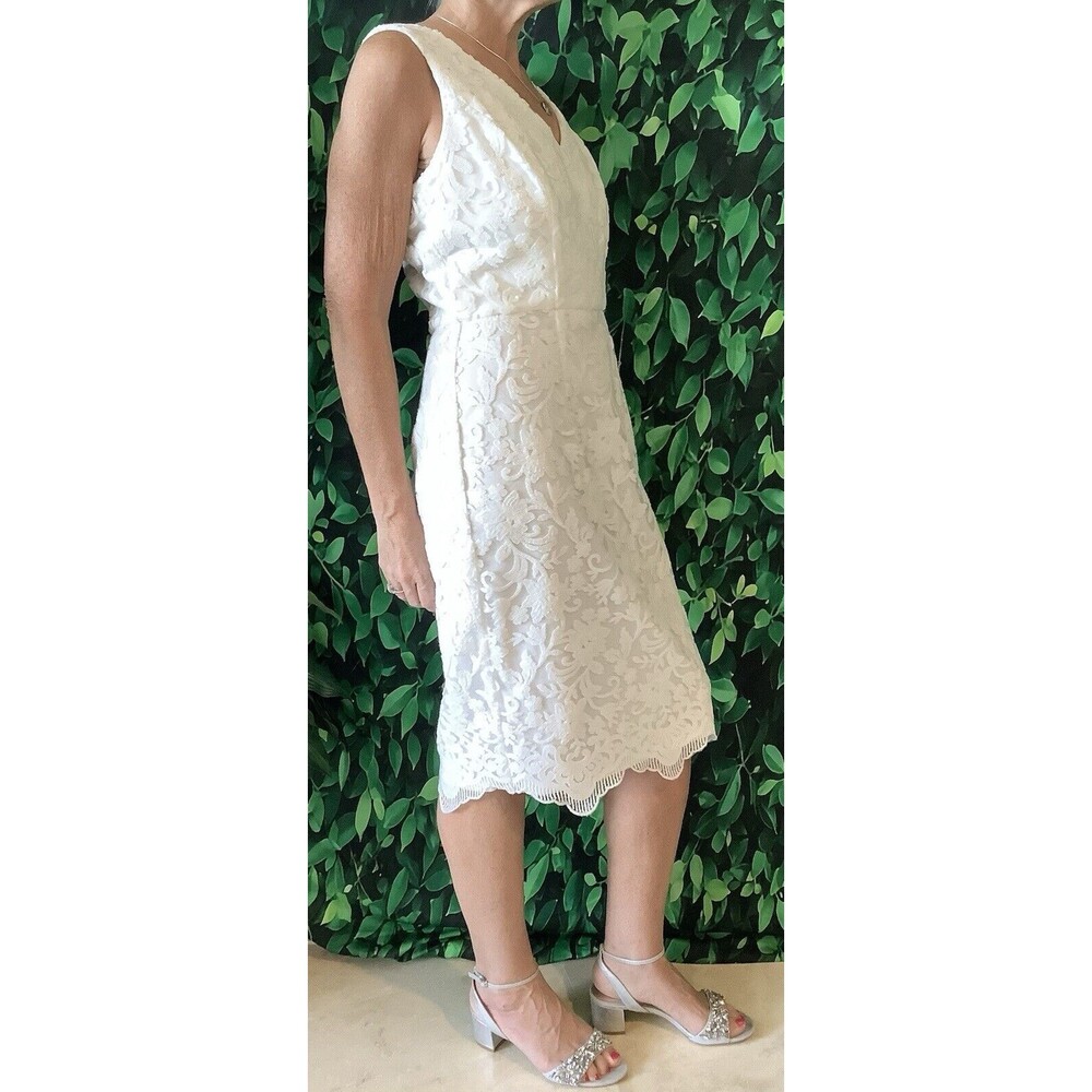 👰 New LM Designs White Sequin Damask Dress – Size 4 - Picture 3 of 8